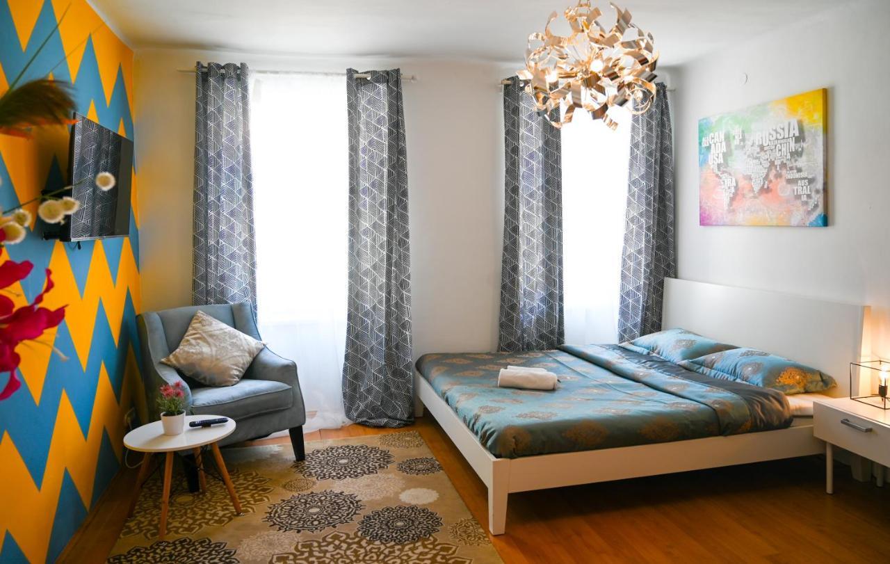 Backpacker Apartment Bahnhof Wina Bagian luar foto