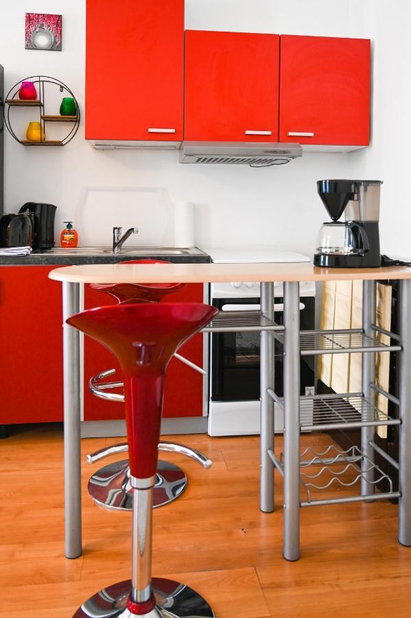 Backpacker Apartment Bahnhof Wina Bagian luar foto